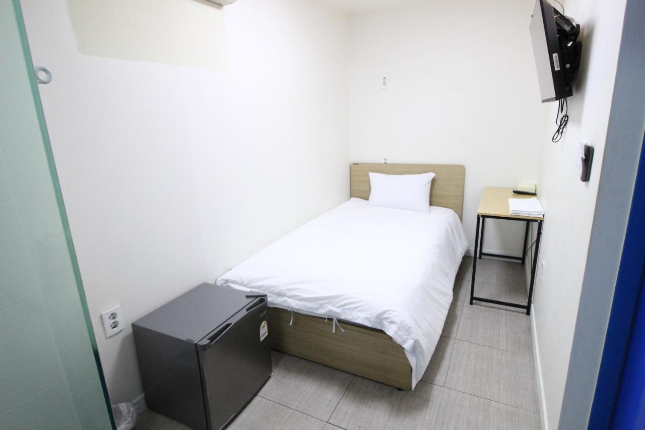 Stay In Blue Seoul Exterior foto